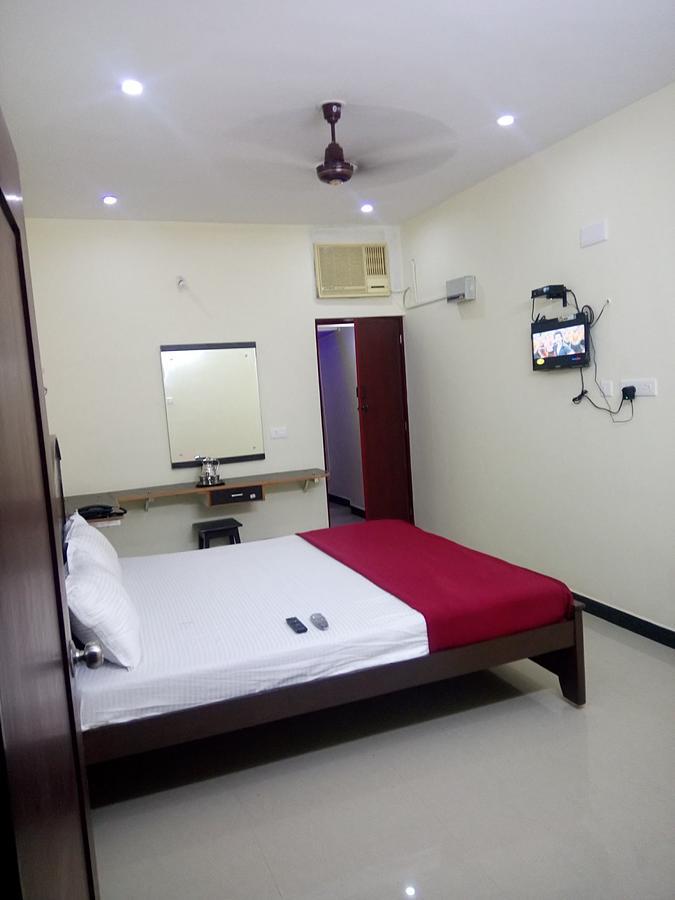 Hotel Krish Residency Maduraj Zewnętrze zdjęcie