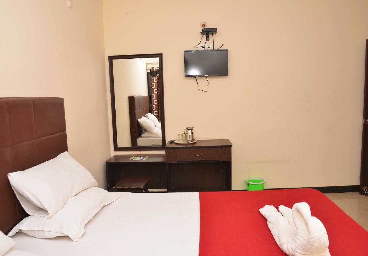 Hotel Krish Residency Maduraj Zewnętrze zdjęcie