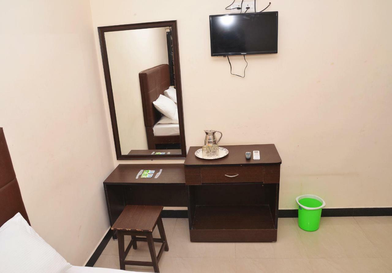Hotel Krish Residency Maduraj Zewnętrze zdjęcie