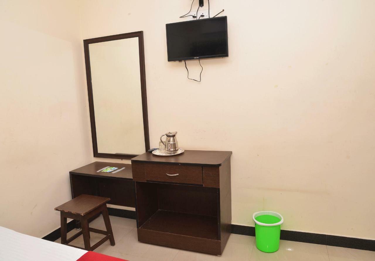 Hotel Krish Residency Maduraj Zewnętrze zdjęcie