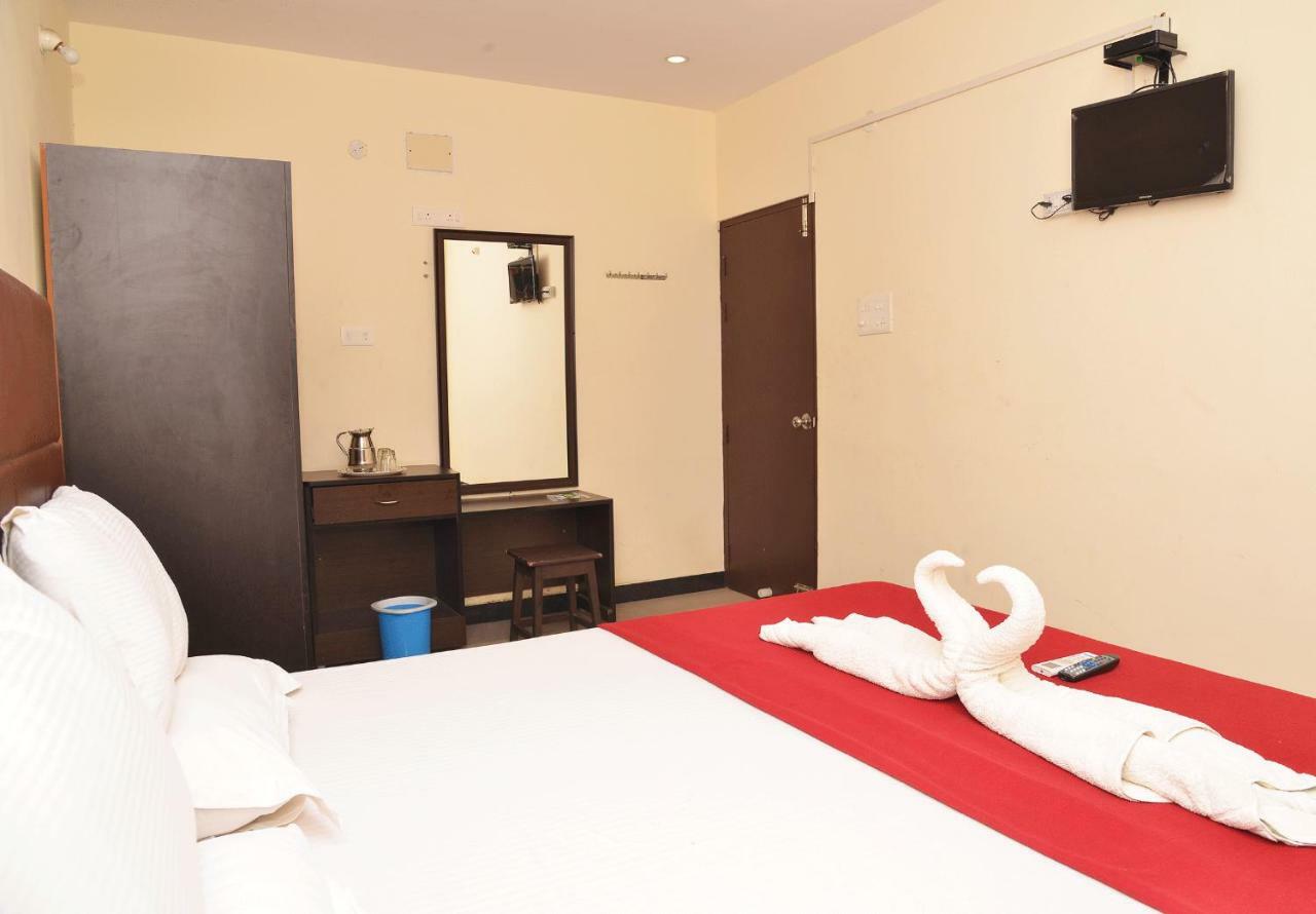 Hotel Krish Residency Maduraj Zewnętrze zdjęcie