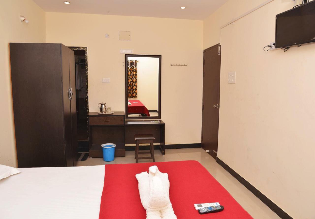 Hotel Krish Residency Maduraj Zewnętrze zdjęcie